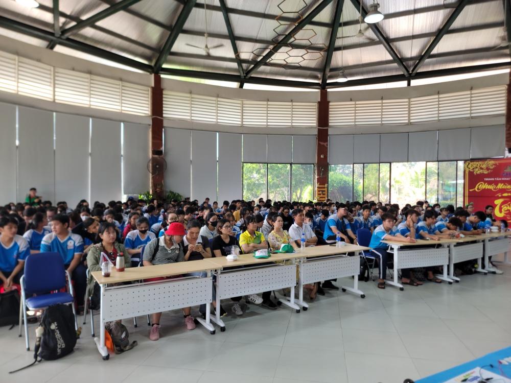 Trường THPT Năng khiếu TDTT Nguyễn Thị Định Tham quan, Học tập, Trải nghiệm tại Khu Nông nghiệp Công nghệ cao