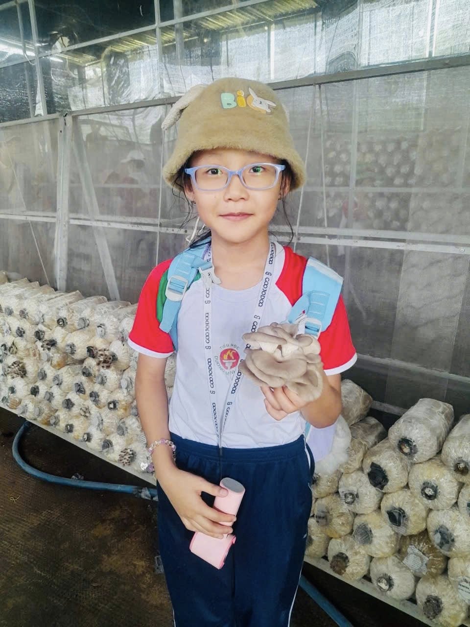 Trường TH Dương Minh Châu tham quan, học tập, trải nghiệm tại Khu Nông nghiệp Công nghệ cao TP. Hồ Chí Minh